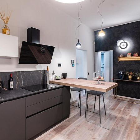 Sacrati 39 Lägenhet Ferrara Exteriör bild
