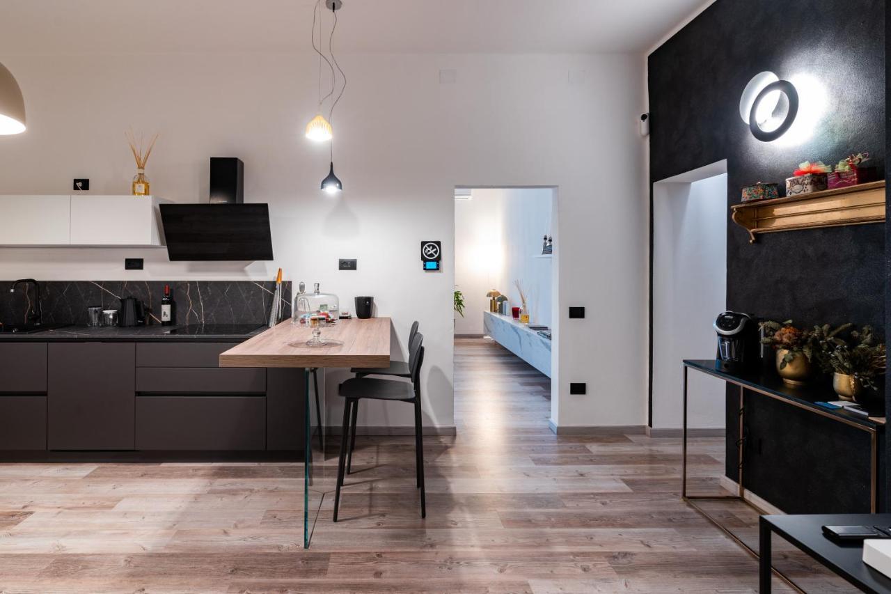 Sacrati 39 Lägenhet Ferrara Exteriör bild
